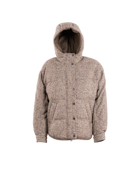Shop BRUNELLO CUCINELLI  Piumino: Brunello Cucinelli piumino in chevron bottonato di lana vergine e seta con cappuccio.
Doppia chiusura con zip e bottoni automatici.
Fodera in nylon idrorepellente.
Cappuccio.
Tasche basse.
Polsini con bottone automatico.
Imbottitura in Thermore®.
*Lato reversibile*
Due tasche interne.
Tasche basse con zip.
Composizione: 73% LANA VERGINE, 22% SETA, 5% POLIAMMIDE.
Fabbricato in Italia.. MG5307729-C6286